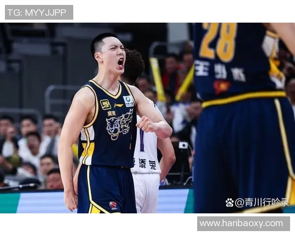 广东宏远迎战强敌 展现王者风范 冲击联赛冠军荣誉 广东宏远迎战强敌 展现王者风范 冲击联赛冠军荣誉