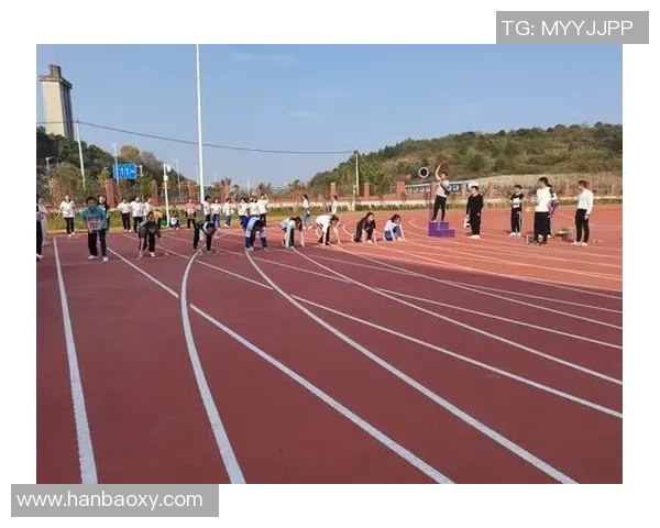 激烈角逐展风采青春赛场竞未来奋勇拼搏创辉煌